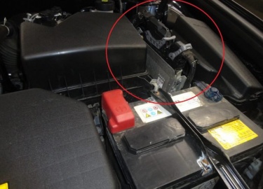 Место расположения электронного блока управления двигателем (ЭБУ, ECU) автомобиля на разных транспортных средствах. Назначение и функции ЭБУ, особе...