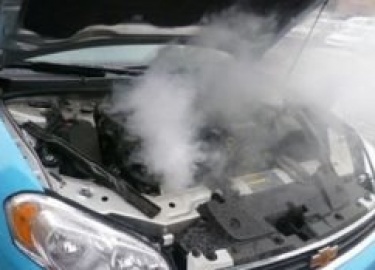 Двигатель авто закипает летом? Часто эту проблему можно решить дёшево и быстро В жару многие водители иногда сталкиваются с тем, что двигатель заки...