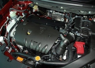 Почему двигатель может начать громко работать: моторное масло, проблемы с зажиганием, смесеобразованием, системой охлаждения и питания, другие непо...