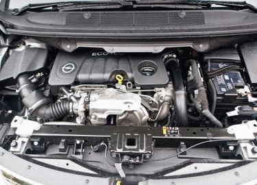 Причины, по которым инжекторный двигатель может плохо завдоиться на горячую, способы устранения неисправности.